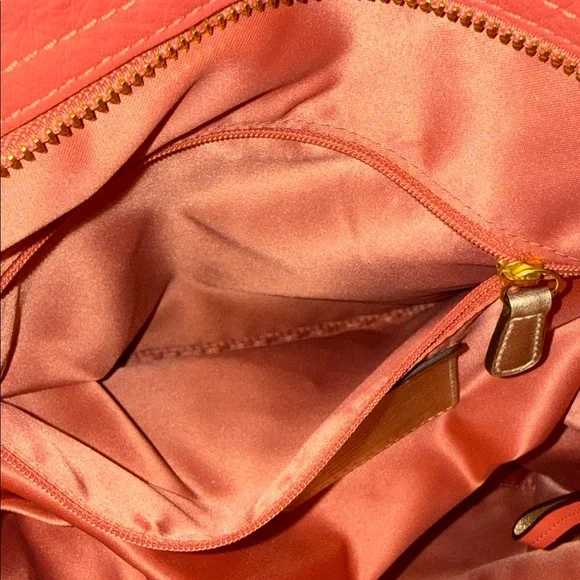Coach set of 3 Coral and Cream shoulder bag wrestles , and card holder - Picture 15 of 17